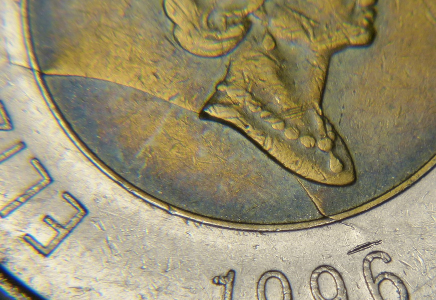 1996,-Weird-Mark-On-Lower-Left-Of-Queen's-Bust